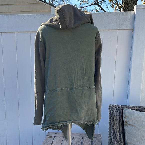 Free People Asymmetrical Snap Button Hoodie Olive Green Linen Blend Size S - Picture 7 of 12